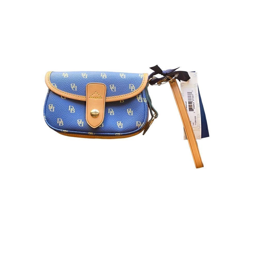 NWT Dooney & Bourke Blue Monogram Wristlet Flap Wallet Pouch Heart Pink Charm Ne